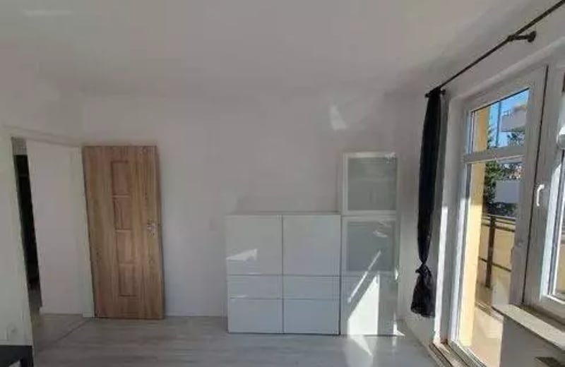 Long-term rental spacious 4-room apartment in Wrocław