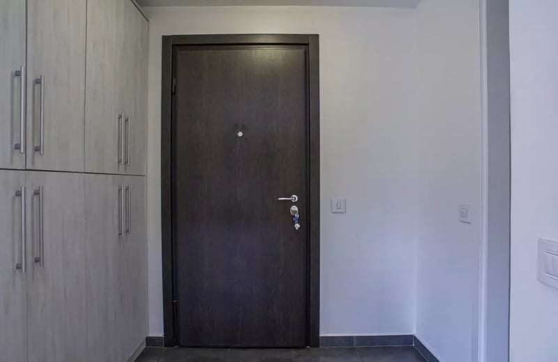 Long-term rental of a 2-room apartment in a new building with a terrace, Vozdovac area, Belgrade