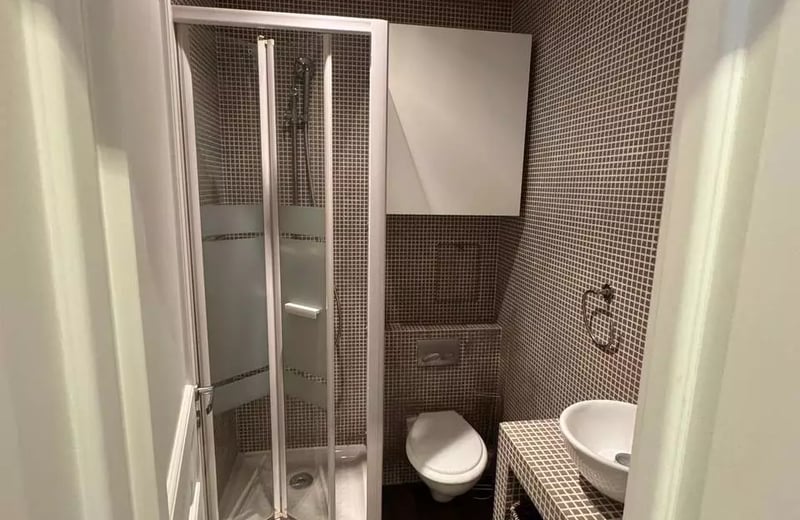 Long-term rental studio 22 m² in the 16th arrondissement, Paris, France