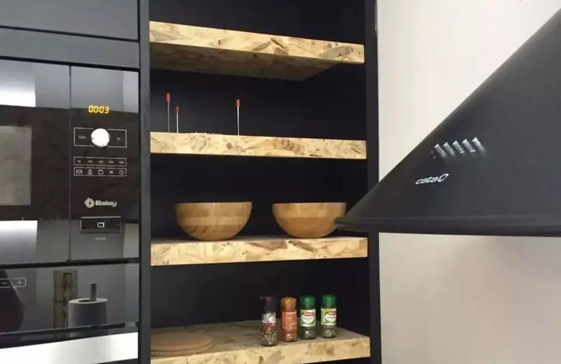 Long-term rental of a cozy 3-bedroom apartment with heating and AC in Elche, Spain