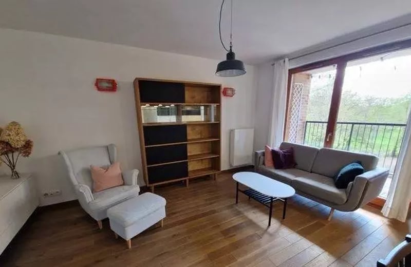 Долгосрочная аренда в Кракове современной 2-комнатной квартиры 49 м² с балконом, район Dębniki