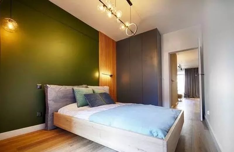 Long-term rental in Warsaw — 3-room 57 m² apartment with balcony and parking space on Instalatorów Street, Włochy