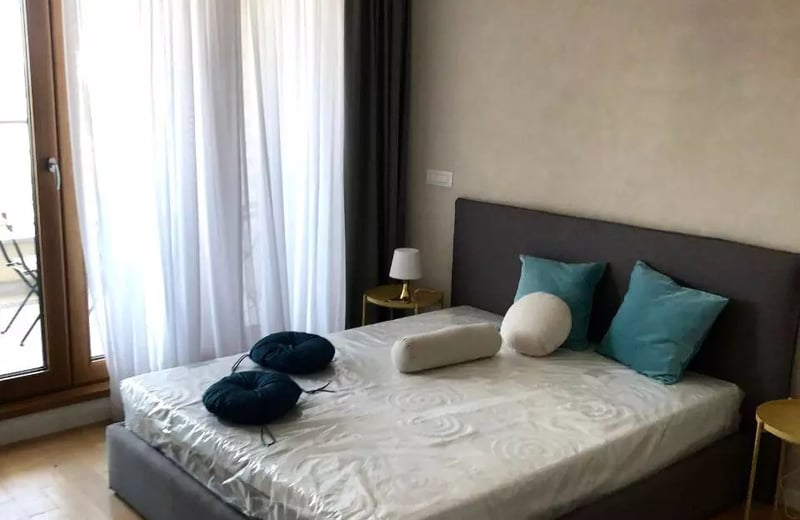 Long-term rental in Belgrade — bright 126 m² penthouse with 2 bedrooms and terrace in premium A Block, New Belgrade