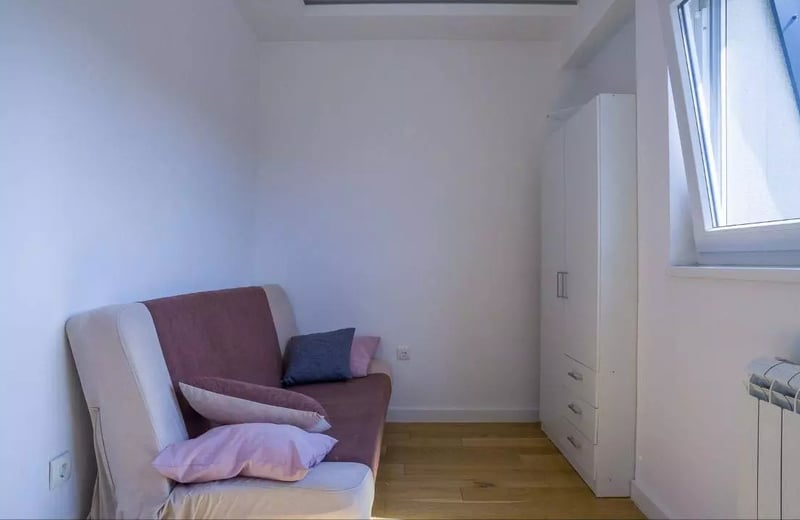 Long-term rental in Belgrade — 54 m² two-room apartment with balcony and appliances in Voždovac district