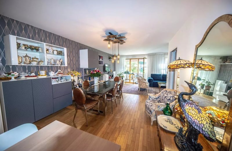 Long-term rental in France — 90 m², 3-room apartment with garden and elevator in Reuil-Malmaison (Paris suburb)