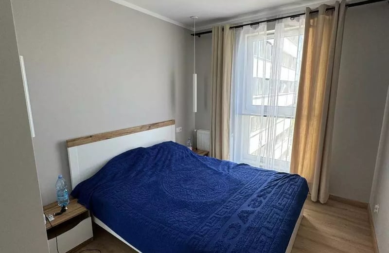 Long-term rental of a modern 54 m² 2-room apartment with a balcony in the quiet Mistrzejowice area, Krakow