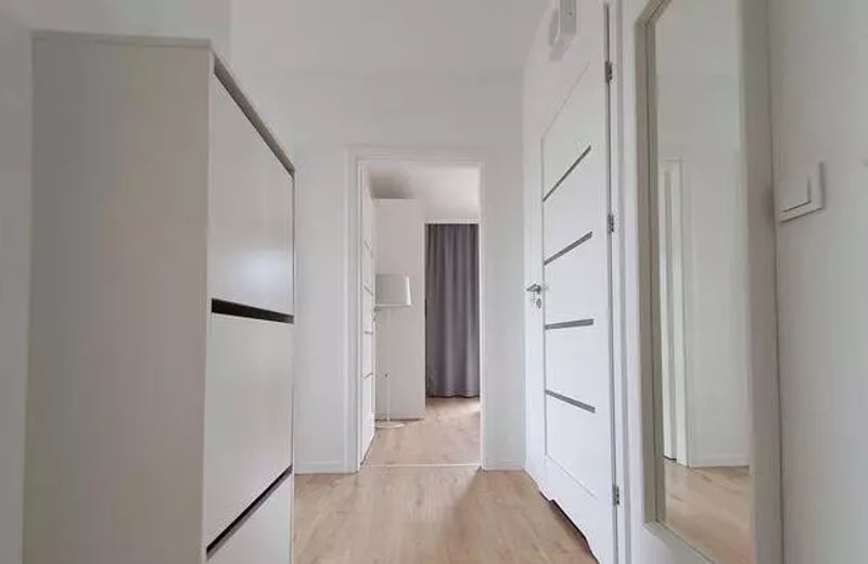 Долгосрочная аренда современной 3-комнатной квартиры 54 м² с балконом в районе Подгуже, Краков