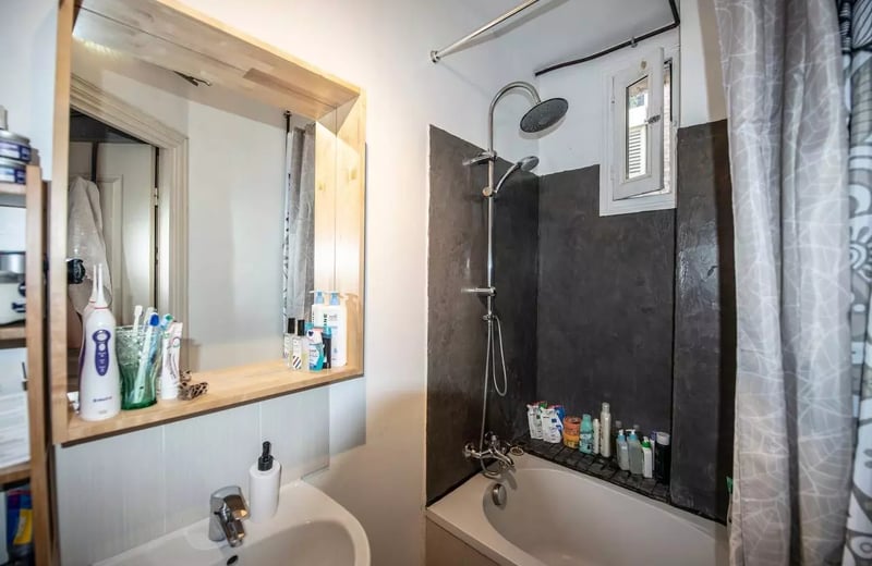 Long-term rental of a 2-room 40 m² apartment in Colombes, a suburb of Paris