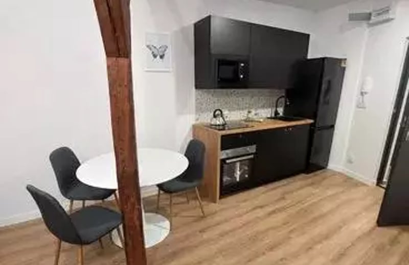 Alquiler a largo plazo de un piso de 2 habitaciones y 37 m² en Katowice