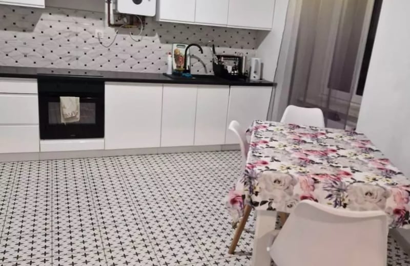 Alquiler a largo plazo de apartamento de 2 habitaciones en el centro de Katowice, cerca de Galeria Katowicka y PKP