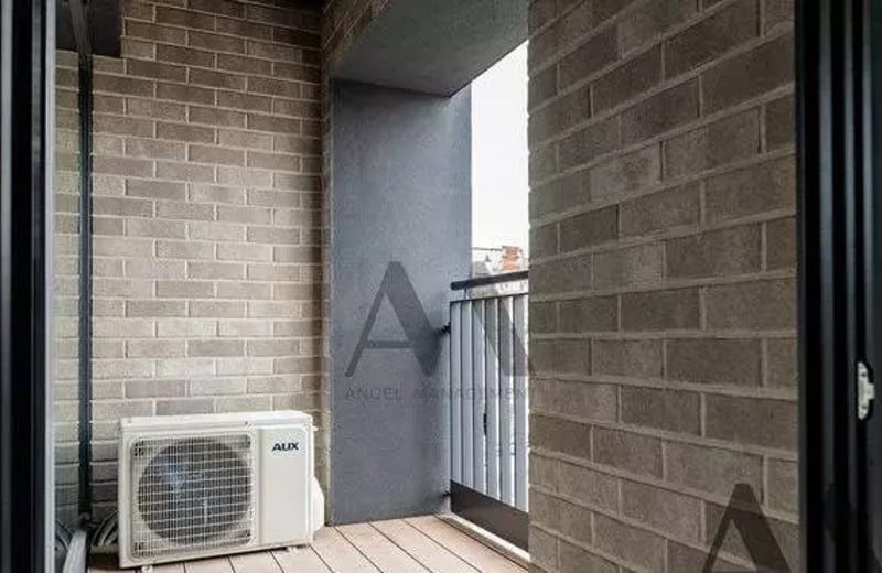 Langzeitmiete einer modernen Wohnung mit Parkplatz und Spa-Zugang, Angel City, Breslau, Polen