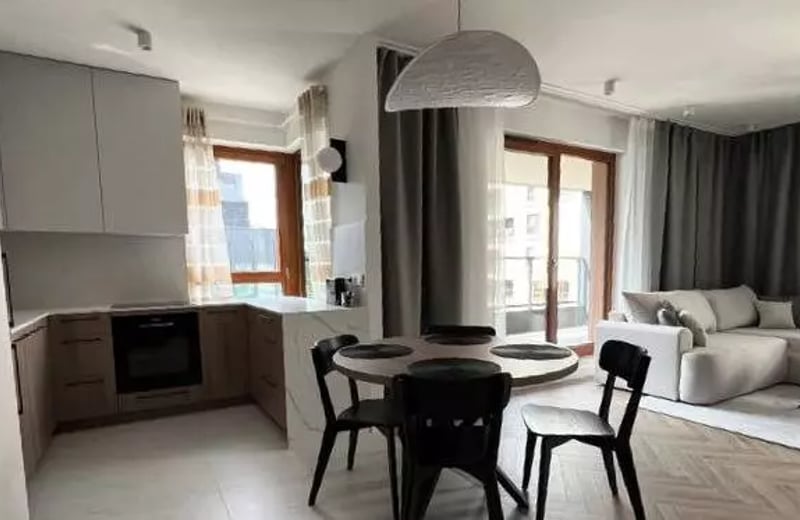 Долгосрочная аренда 69 м² квартиры с гардеробом и балконом в Mokotów, Варшава, Польша