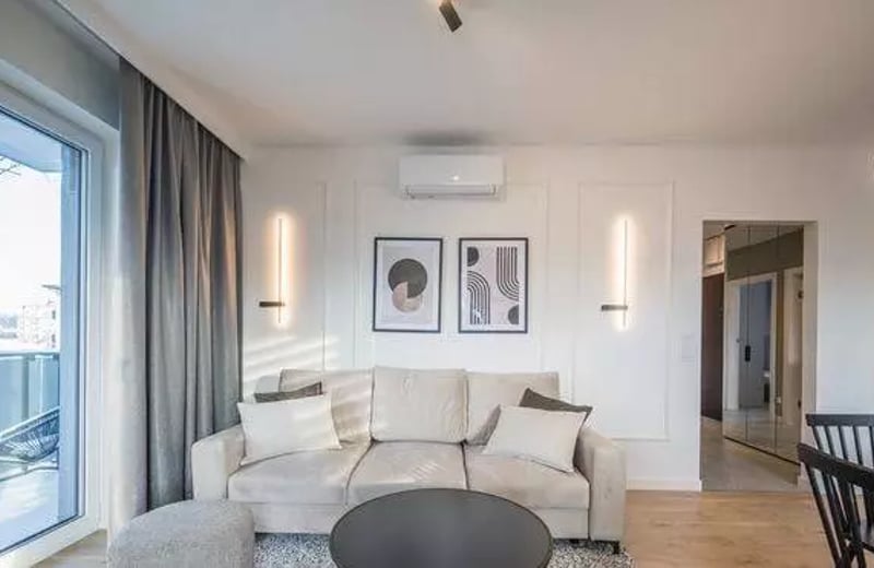 Долгосрочная аренда 60 м², 3-комнатная квартира с балконом и климатизацией, Psie Pole, Вроцлав