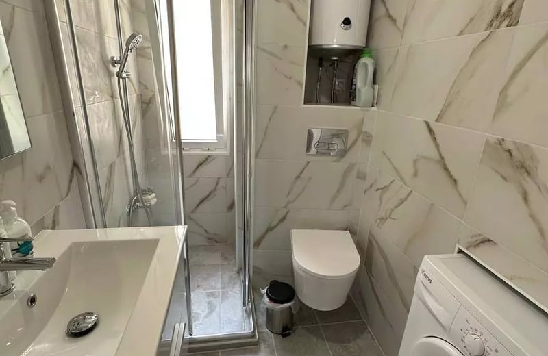 Langfristige Miete einer 2-Zimmer-Wohnung am Strand in Torrevieja, Spanien — nur 250 m vom Meer entfernt