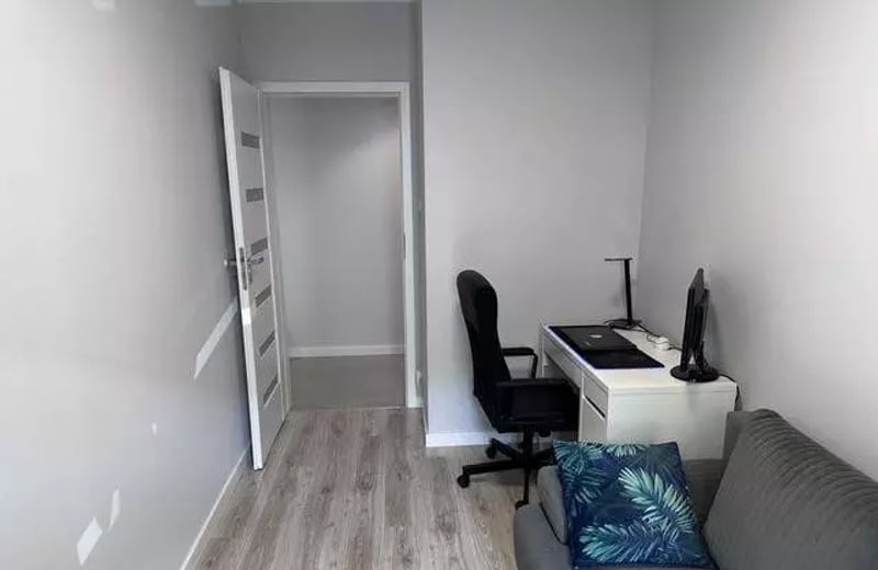 Long-term rental of a 3-room apartment, 65 m² in Krakow, Poland