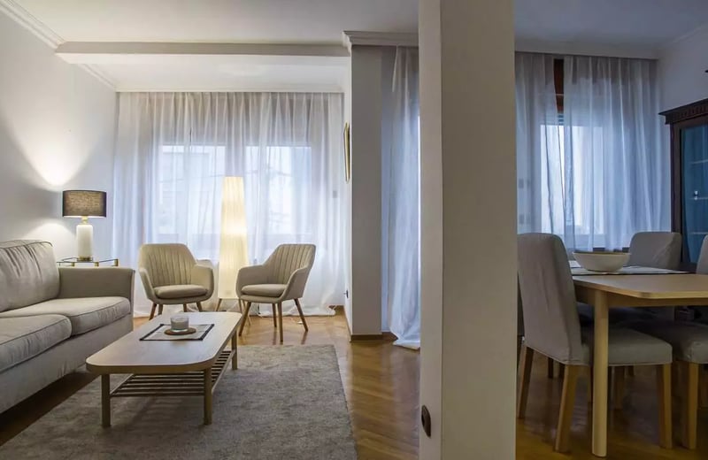 Long-term rental of a 2-room apartment, 63 m² in Belgrade, Serbia