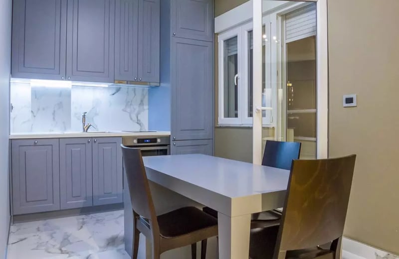 Долгосрочная аренда 2-комнатной квартиры 48 м² в Белграде, Сербия