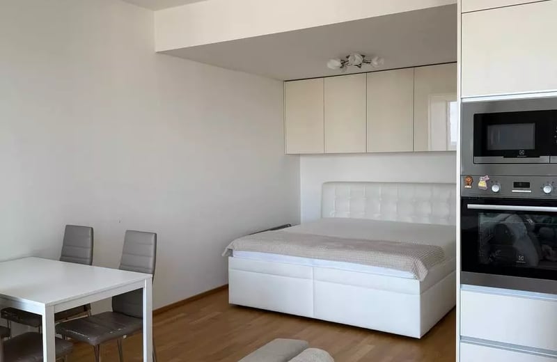 Location longue durée d’un appartement 1 pièce de 42 m² à Bratislava, Slovaquie