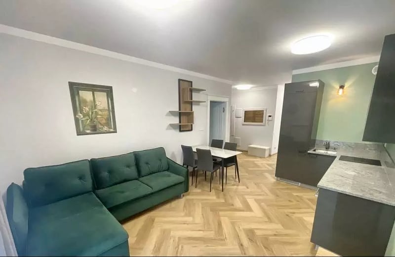 Long-term rental of a 3-room apartment 65m² in Saska Kępa district, Warsaw, Poland