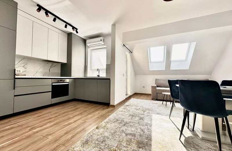 Long-term rental of a 3-room apartment in Brașov, Romania