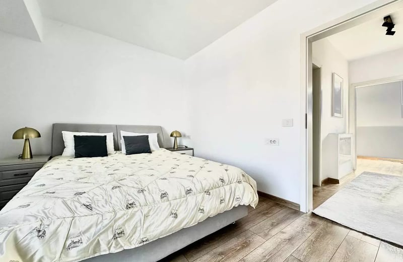 Long-term rental of a 3-room apartment in Brașov, Romania