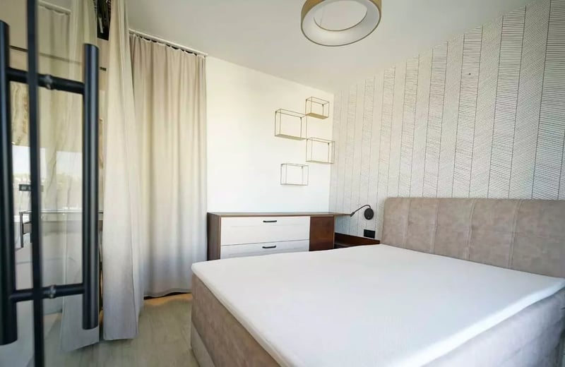 Alquiler a largo plazo de un piso de 2 habitaciones 45m², Cracovia, Polonia