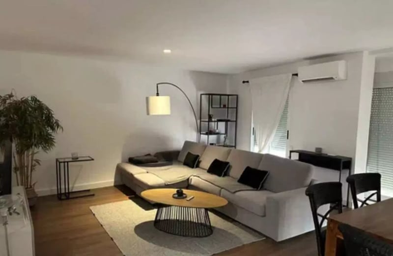 Langzeitmiete 3-Zimmer-Wohnung mit 130 m² in Elche, Spanien
