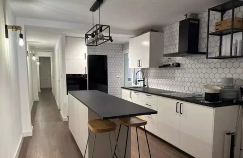 Langzeitmiete 3-Zimmer-Wohnung mit 130 m² in Elche, Spanien