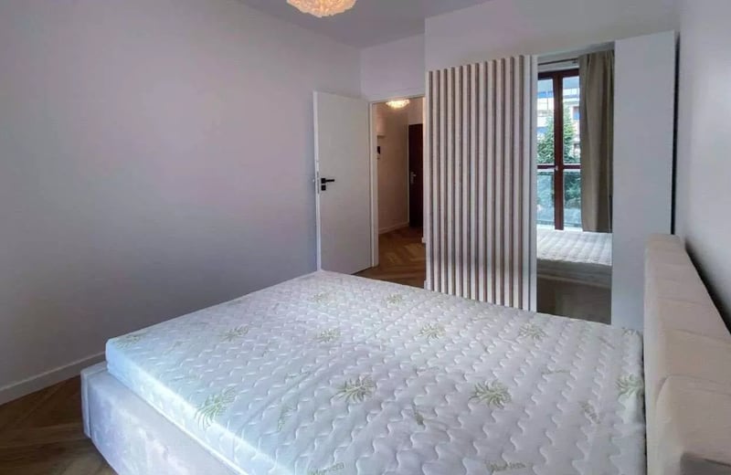 Long-term rental 2-room apartment 53 m² with balcony, Wilanów, Warsaw, Poland