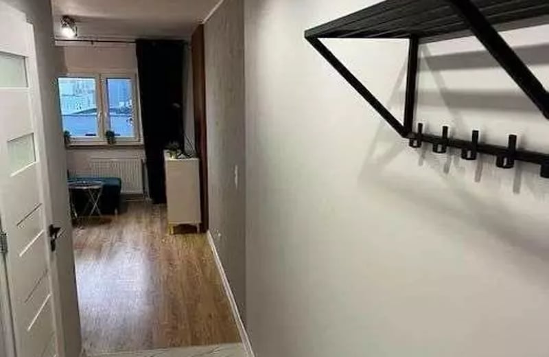 Location longue durée appartement 1 pièce 25 m², Wrocław, Pologne