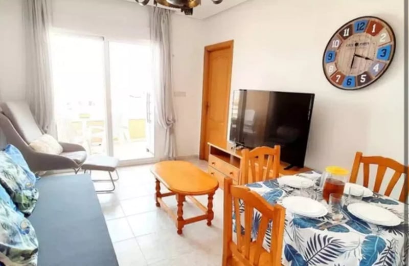 Location longue durée appartement 1 chambre, 50 m², Torrevieja, Espagne