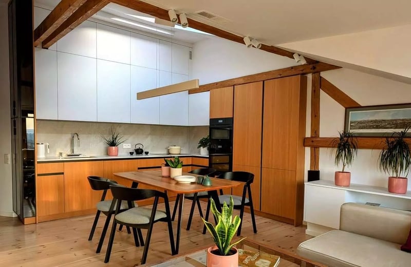 Long-term rental of a 3-room apartment, 69 m², Kraków, Poland