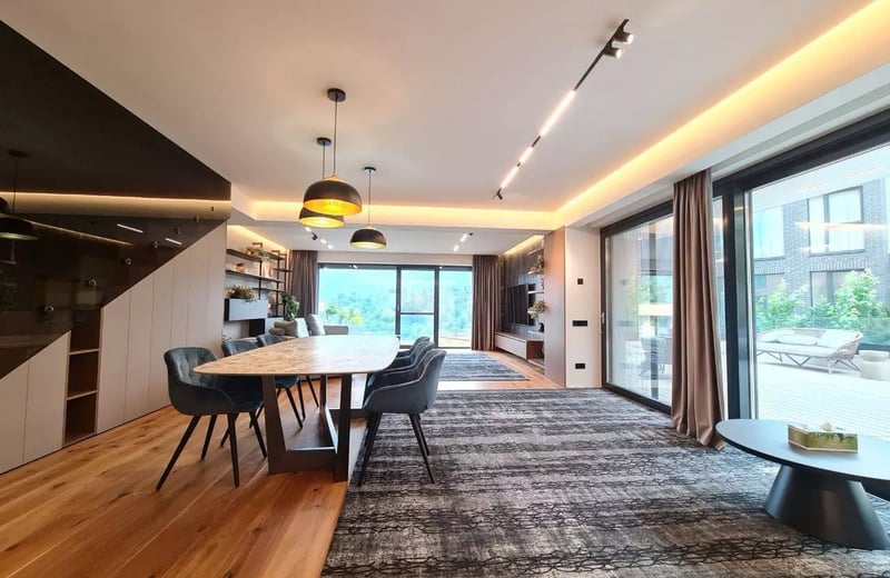 Langzeitmiete eines Duplex mit 3 Schlafzimmern, Brașov, Rumänien