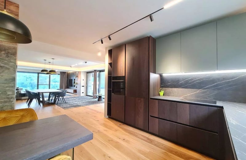 Langzeitmiete eines Duplex mit 3 Schlafzimmern, Brașov, Rumänien