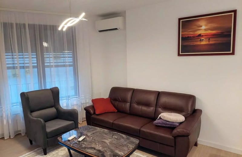 Location longue durée d’un appartement de 52 m² et deux pièces à Belgrade, Serbie