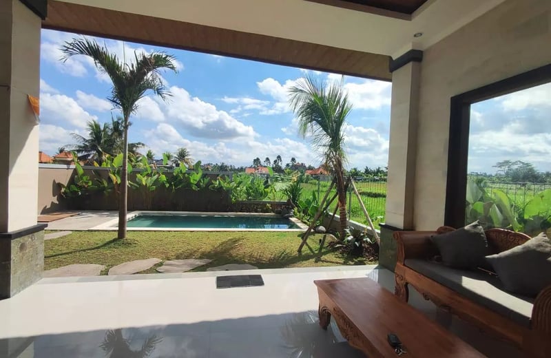 Long-term rental of a new 1-bedroom villa with pool in Singakerta, Bali, Indonesia
