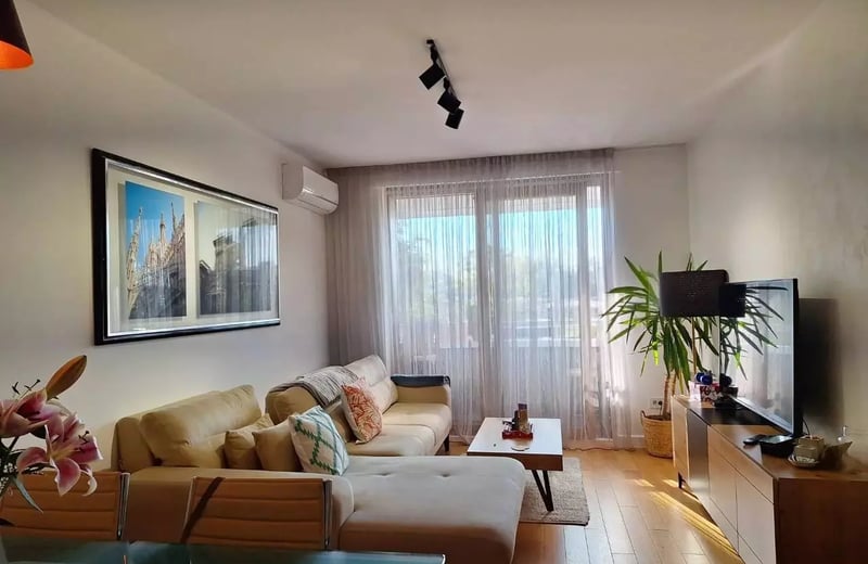 Langzeitmiete einer 3-Zimmer-Wohnung mit 65 m² in Neu-Belgrad, Serbien