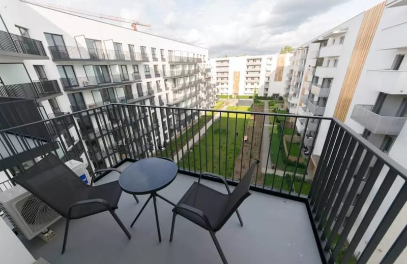 Location longue durée d’un appartement 2 pièces de 32 m² à Przedmieście Warszawskie, Cracovie, Pologne