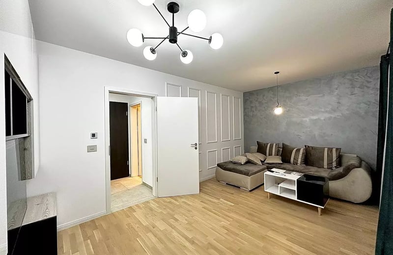 Location longue durée d’un appartement 2 pièces au centre de Brașov, Roumanie