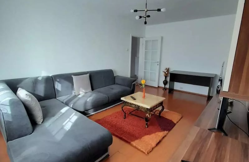 Long-term rental of 2-room apartment, 65 m², Inel 2, Constanța, Romania
