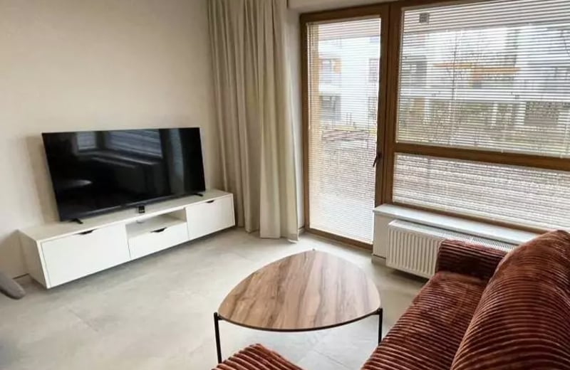 Location longue durée d’un appartement de 45 m² et 2 pièces dans le quartier Wola, Varsovie, Pologne
