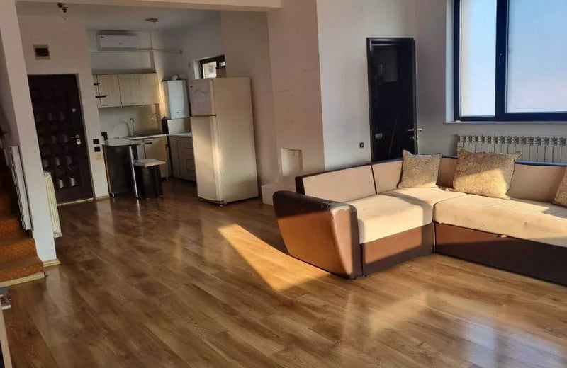 Long-term rental of 120 m² duplex, Constanța, Romania