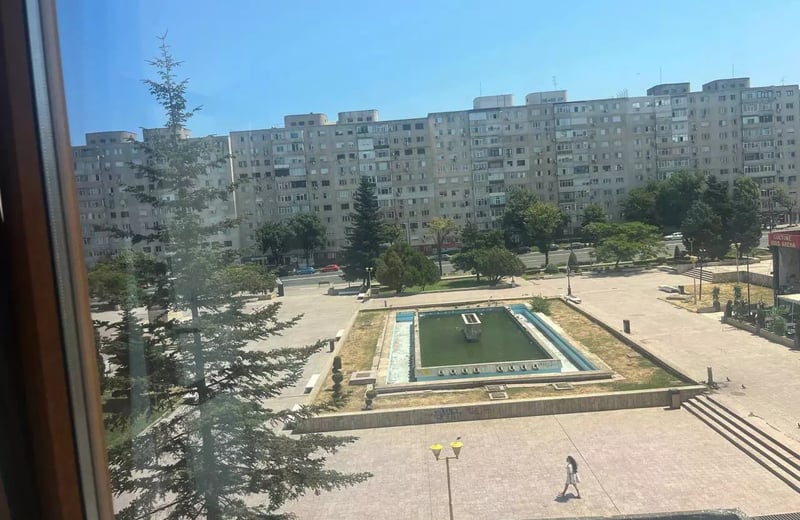 Alquiler a largo plazo de apartamento de 55 m² en la zona Casa de Cultură, Constanza, Rumanía