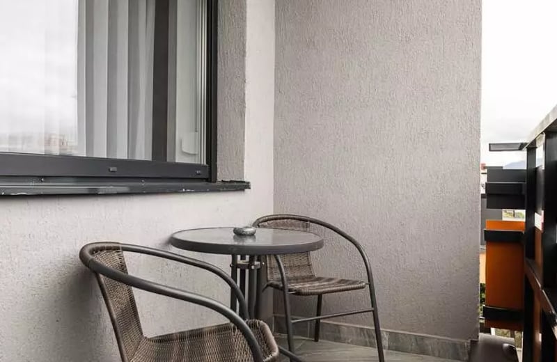 Location longue durée d’un appartement studio 2 pièces dans le quartier Tractorul, Brașov, Roumanie