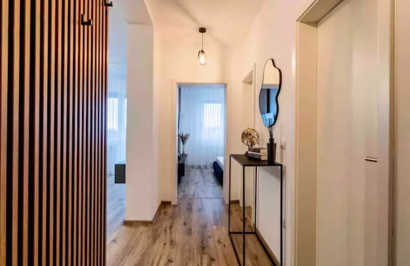 Location longue durée d’un appartement studio 2 pièces dans le quartier Tractorul, Brașov, Roumanie