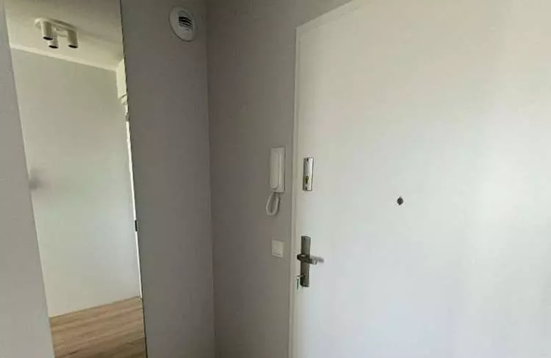 Location longue durée d’un appartement 2 pièces 32 m², quartier Jagodno, Wrocław, Pologne