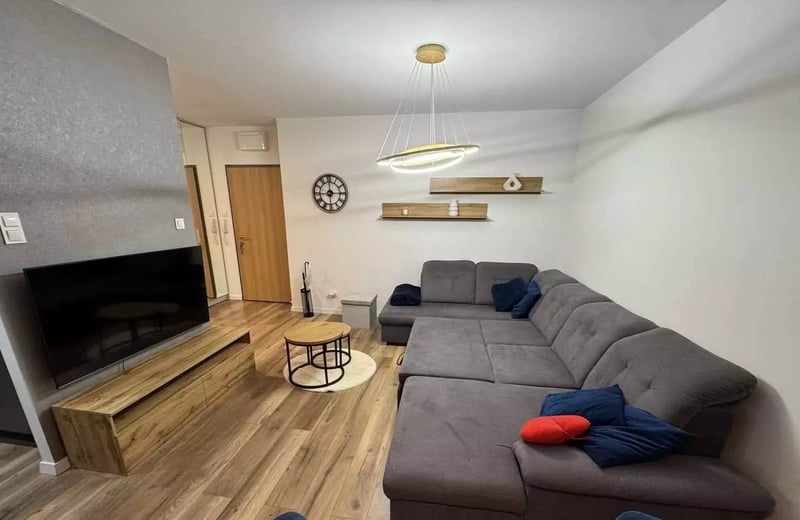 Langzeitmiete einer 3-Zimmer-Wohnung 63 m² — Wola, Warschau, Polen