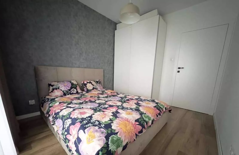 Langzeitmiete einer 3-Zimmer-Wohnung 63 m² — Wola, Warschau, Polen