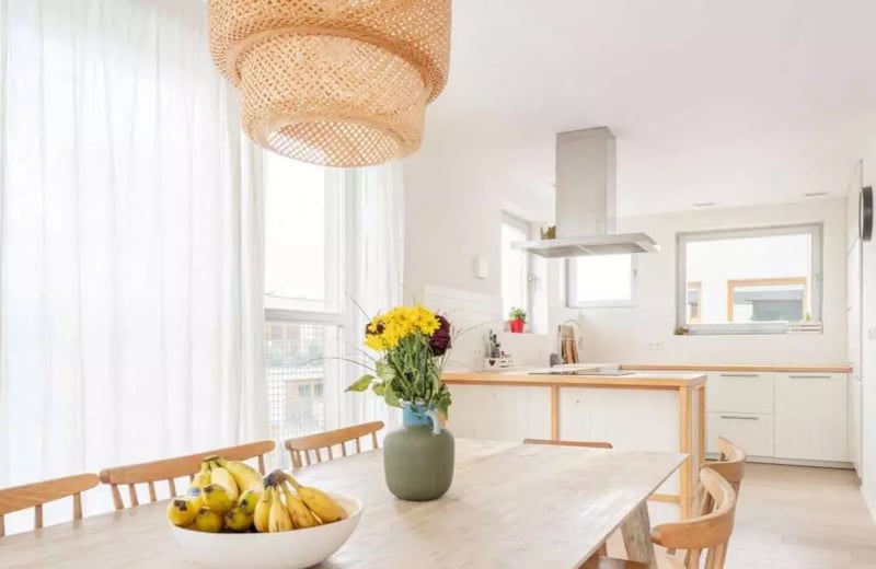 Long-term rent of a 4-room apartment 116 m² in Mokotów district, Warsaw, Poland