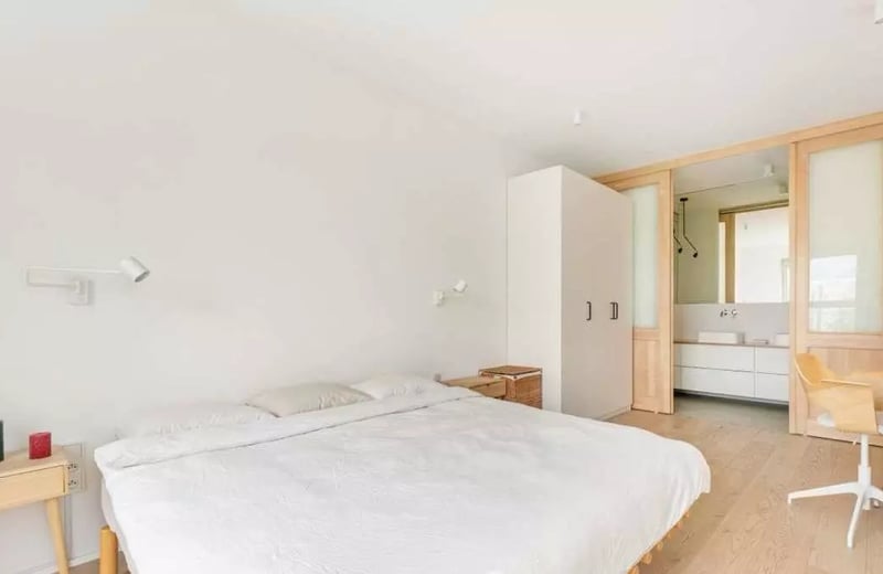 Long-term rent of a 4-room apartment 116 m² in Mokotów district, Warsaw, Poland